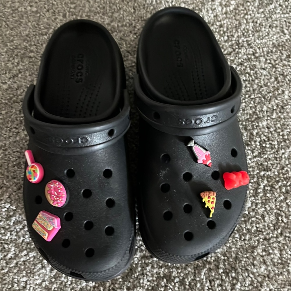 Black platform crocs